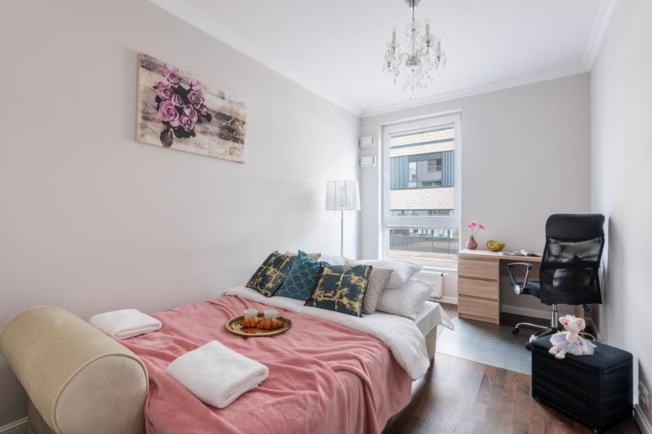 Kolska Serviced Apartments Varsavia Esterno foto